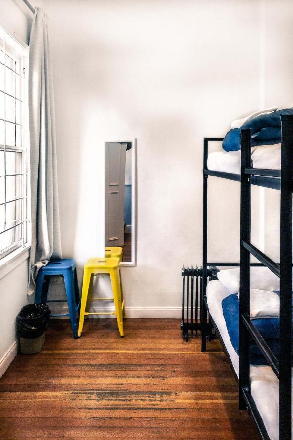 Bed 2-Bed Male Dormitory Room,1384553753:JPEG